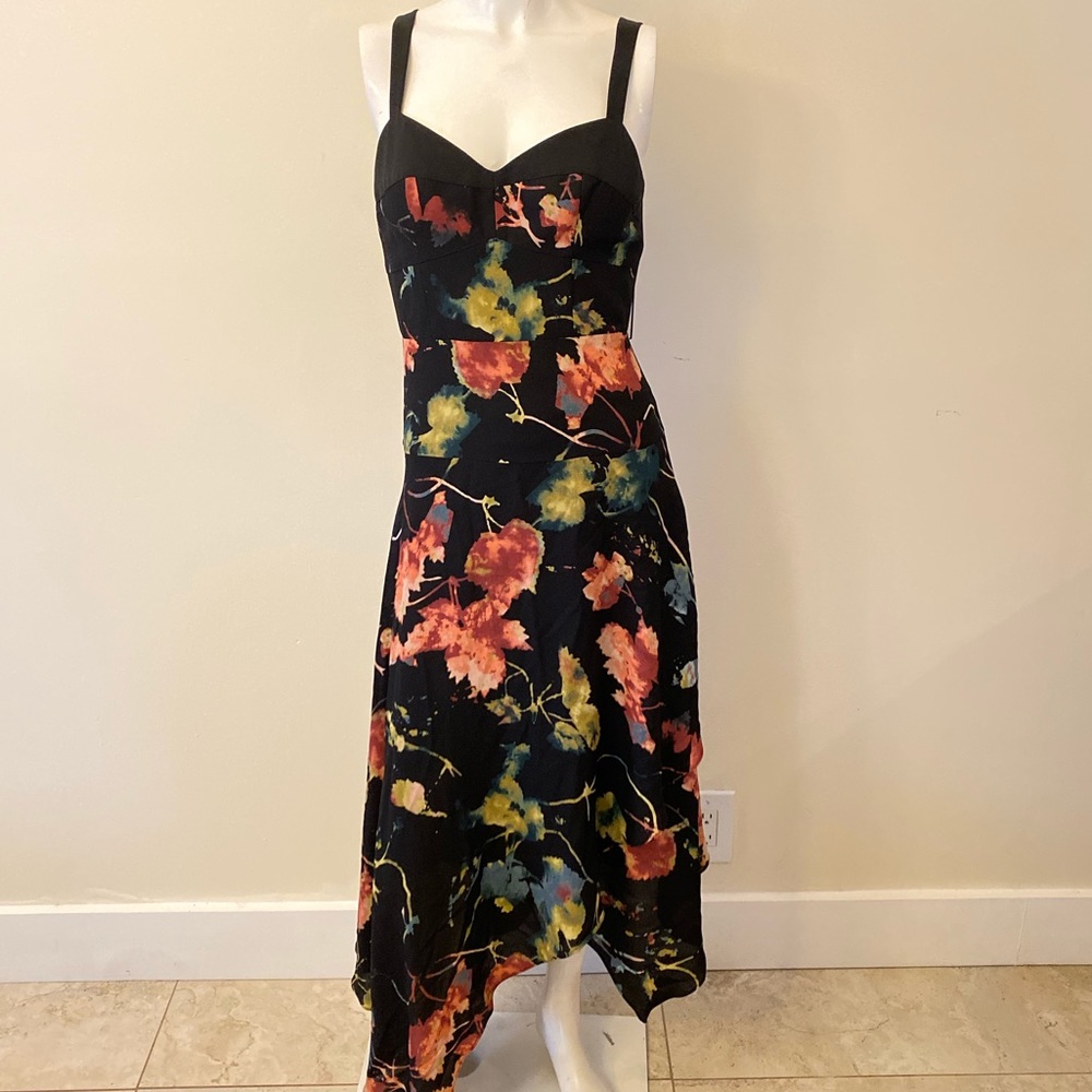 NWT BCBGMAXAZRIA Floral Sleeveless Dress